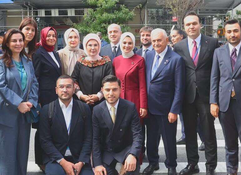 Cumhurbaşkanı Erdoğan’ın Programlarında Dikkat Çeken İsim: Derya Ayaydın 6